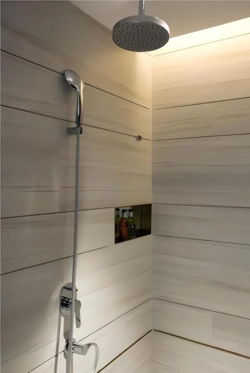 Echarm Plus Hotel Changsha High-speed Railway South Station Desiqin