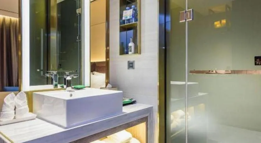 Echarm Plus Hotel Changsha High-speed Railway South Station Desiqin