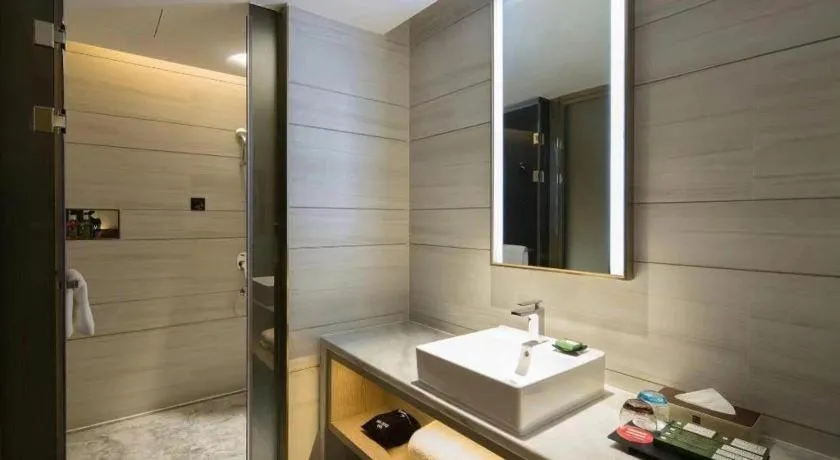 Echarm Plus Hotel Changsha High-speed Railway South Station Desiqin