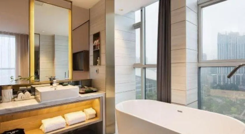 Echarm Plus Hotel Changsha High-speed Railway South Station Desiqin