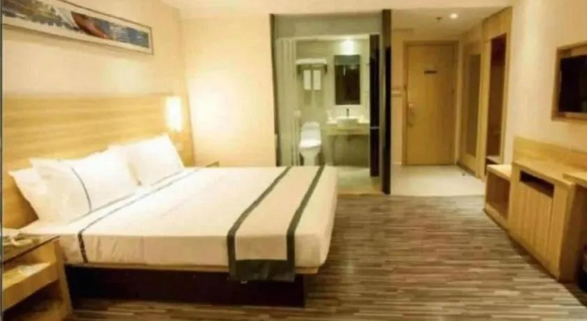 Bed in City Comfort Inn Wuhan Wangjiawan Longyangcun Metro Station