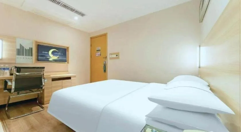 Bed in City Comfort Inn Wuhan Wangjiawan Longyangcun Metro Station