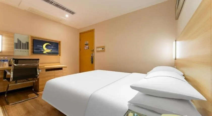 Bed in City Comfort Inn Wuhan Wangjiawan Longyangcun Metro Station