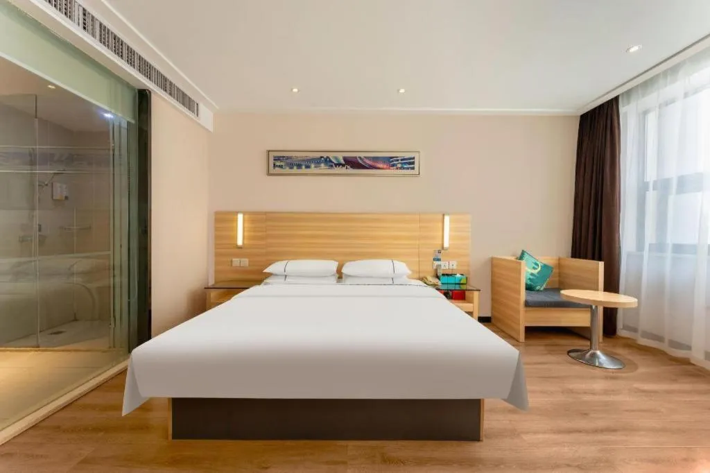 Bed in City Comfort Inn Wuhan Wangjiawan Longyangcun Metro Station