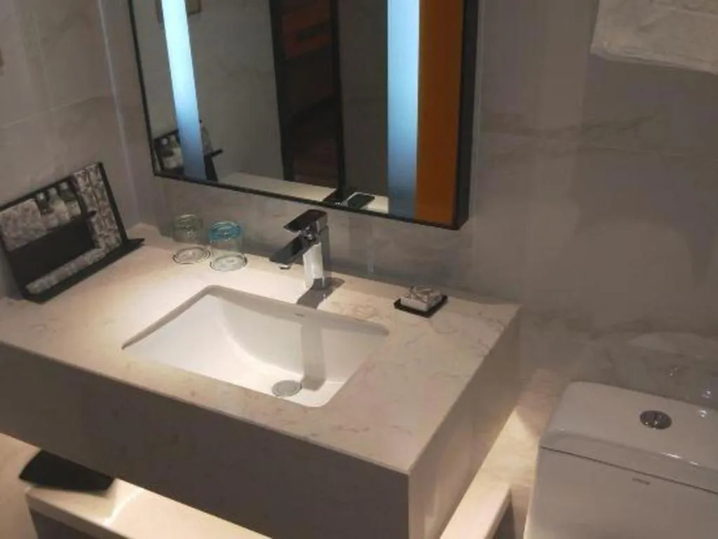 Borrman Hotel Jingzhou Jiangjin West Road Wanda Plaza Fantawild