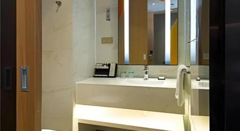 Borrman Hotel Jingzhou Jiangjin West Road Wanda Plaza Fantawild