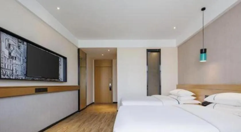 Bed in City Comfort Inn Wuhan Hongshan District Baishazhou Huangjiahu University Town