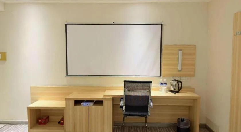 City Comfort Inn Wuhan Hongshan District Baishazhou Huangjiahu University Town