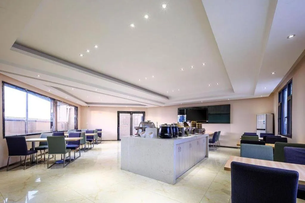 City Comfort Inn Wuhan Hongshan District Baishazhou Huangjiahu University Town