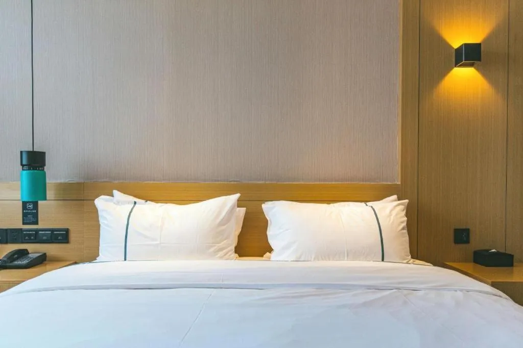 Bed in City Comfort Inn Wuhan Hongshan District Baishazhou Huangjiahu University Town