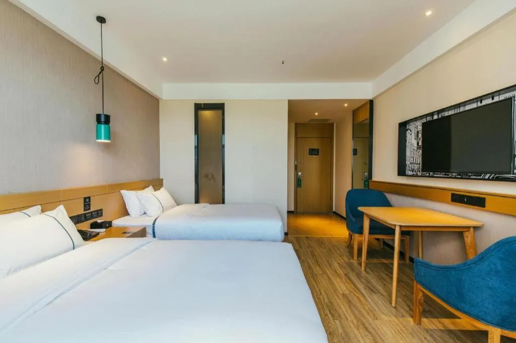 Bed in City Comfort Inn Wuhan Hongshan District Baishazhou Huangjiahu University Town