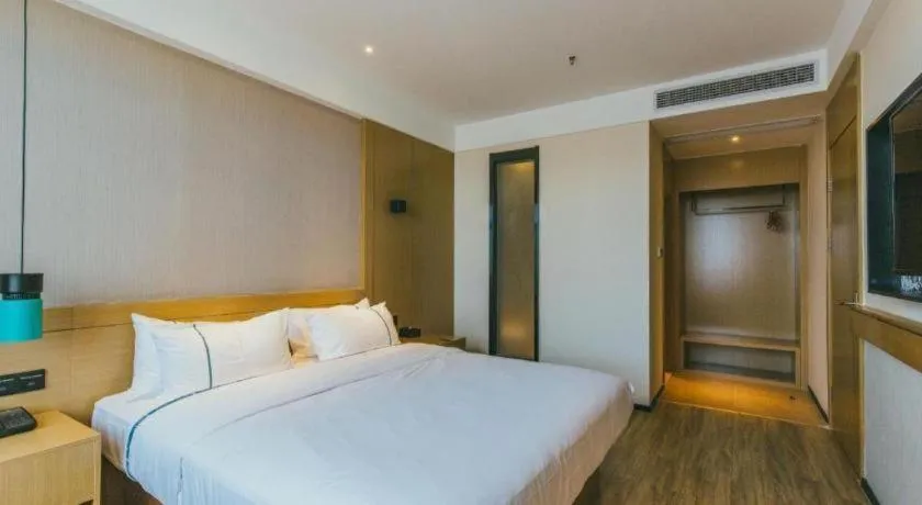 Bed in City Comfort Inn Wuhan Hongshan District Baishazhou Huangjiahu University Town