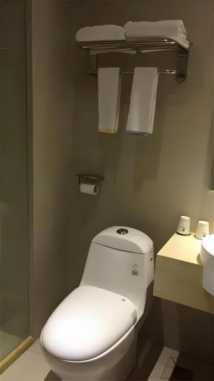 City Comfort Inn Wuhan Hongshan District Baishazhou Huangjiahu University Town