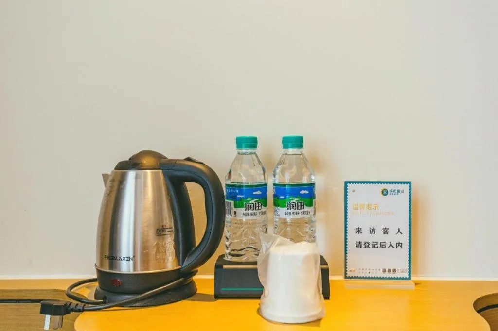 City Comfort Inn Wuhan Hongshan District Baishazhou Huangjiahu University Town