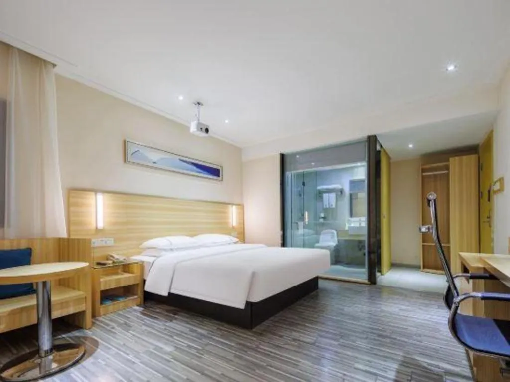 Bed in City Comfort Inn Wuhan Hongshan District Baishazhou Huangjiahu University Town