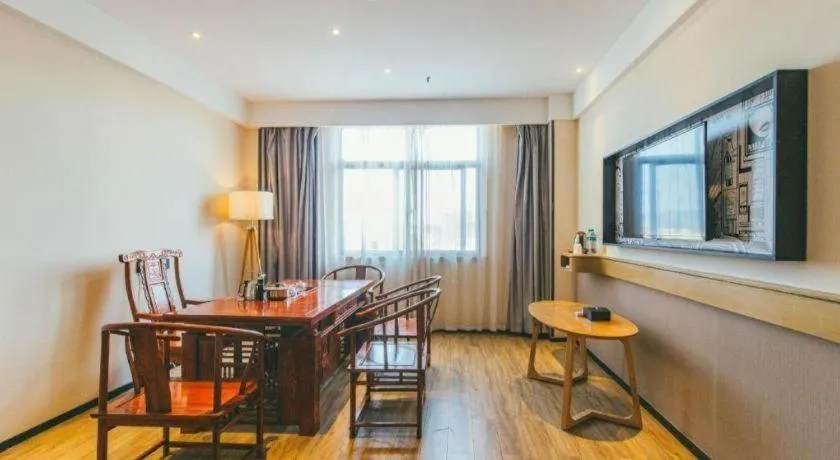 City Comfort Inn Wuhan Hongshan District Baishazhou Huangjiahu University Town