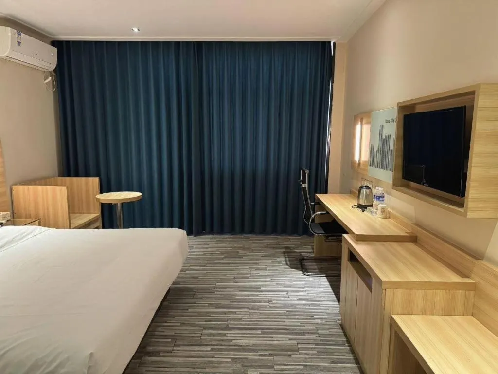 Bed in City Comfort Inn Wuhan Hongshan District Baishazhou Huangjiahu University Town