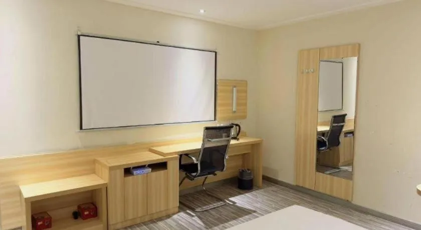 City Comfort Inn Wuhan Hongshan District Baishazhou Huangjiahu University Town