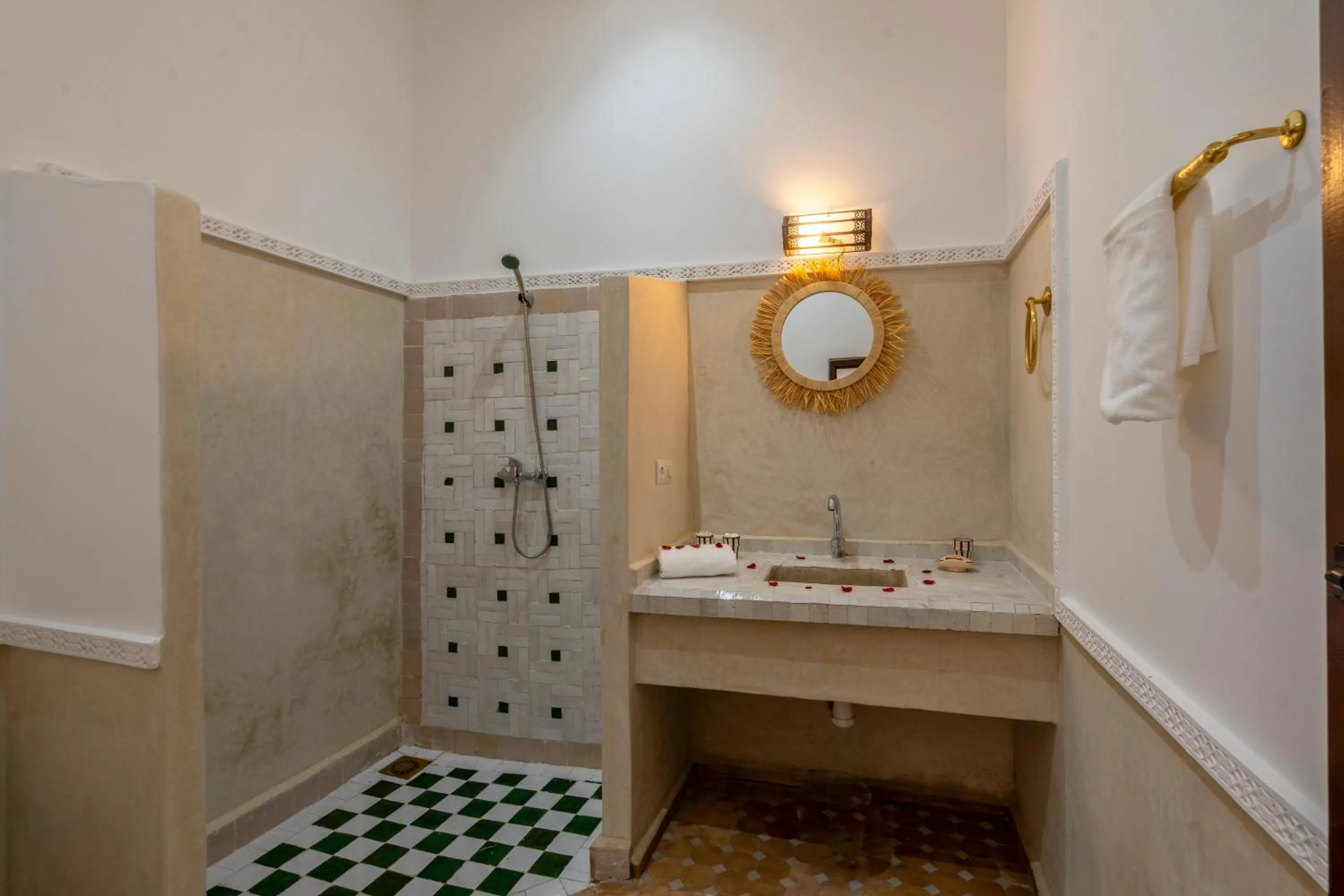 Bathroom in Riad Nuits D'orient Boutique Hotel & SPA