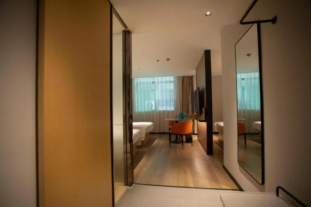 Bed in City Comfort Inn Guangzhou Dashi Metro Station Zoo Main Branch