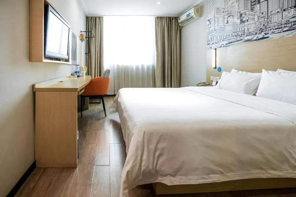 Bed in City Comfort Inn Guangzhou Dashi Metro Station Zoo Main Branch