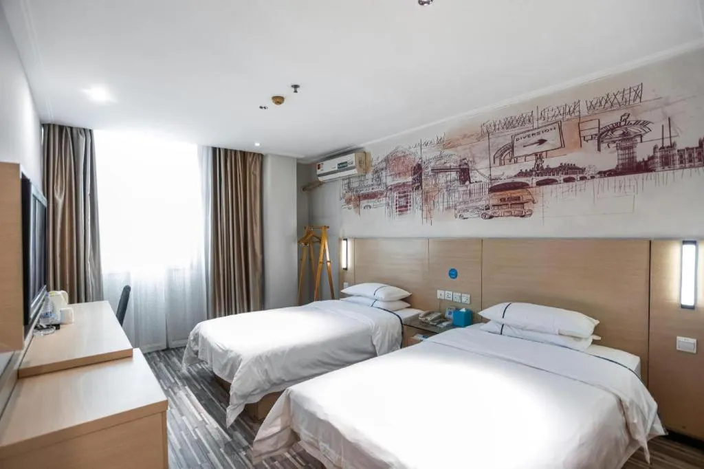 Bed in City Comfort Inn Guangzhou Dashi Metro Station Zoo Main Branch