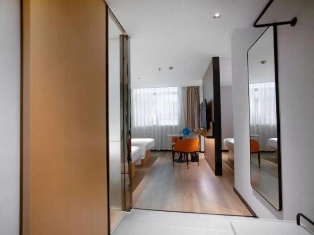 Bed in City Comfort Inn Guangzhou Dashi Metro Station Zoo Main Branch