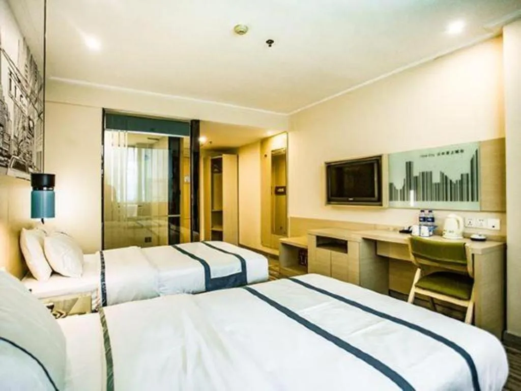 Bed in City Comfort Inn Guangzhou Dashi Metro Station Zoo Main Branch