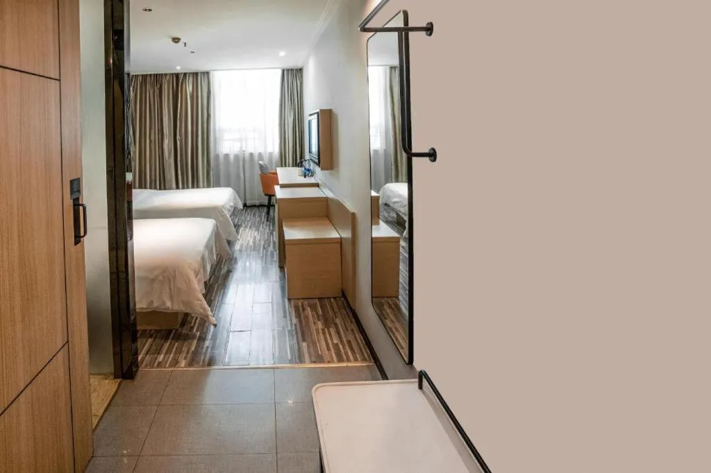 Bed in City Comfort Inn Guangzhou Dashi Metro Station Zoo Main Branch