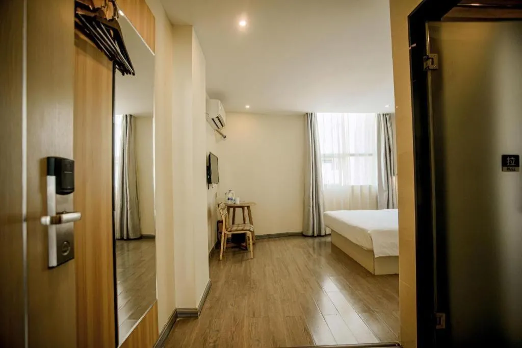 Bed in City Comfort Inn Guangzhou Dashi Metro Station Zoo Main Branch