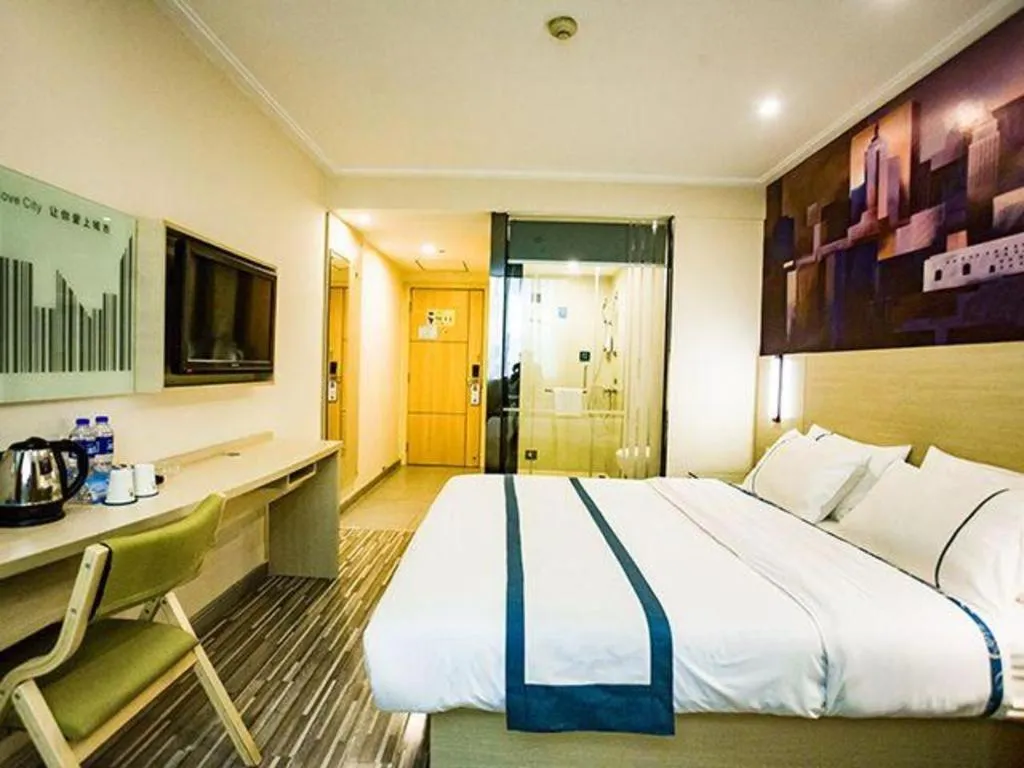 Bed in City Comfort Inn Guangzhou Dashi Metro Station Zoo Main Branch