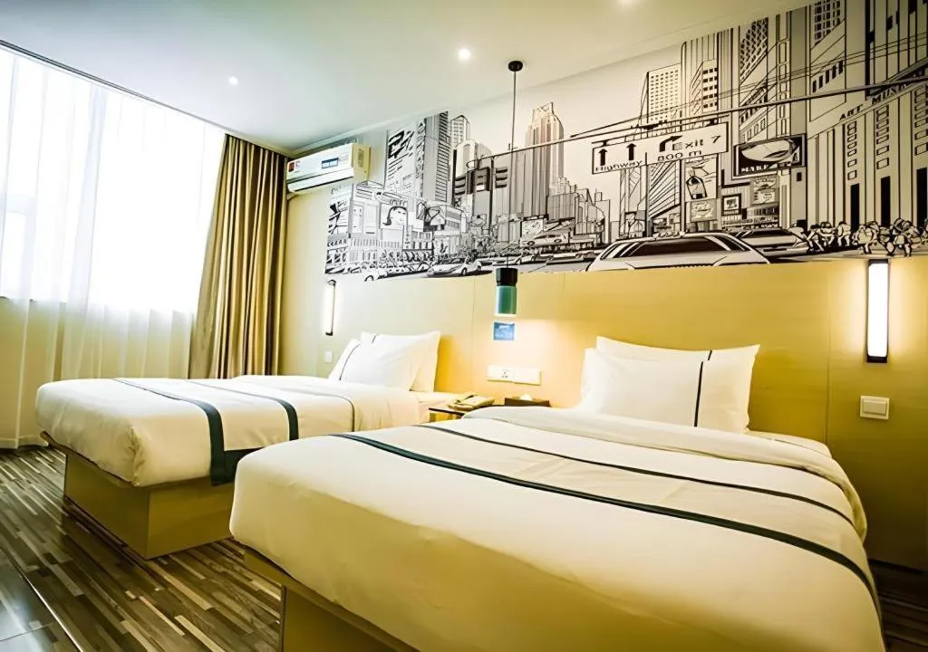 Bed in City Comfort Inn Guangzhou Dashi Metro Station Zoo Main Branch