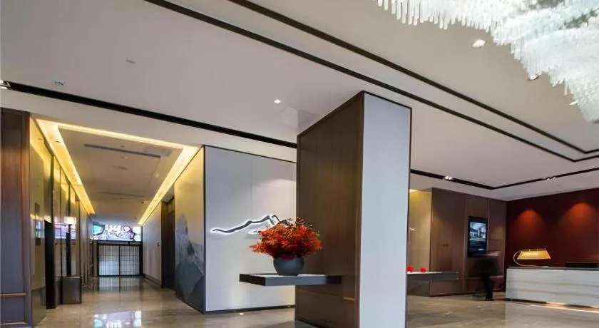 Echeng Hotel Changsha Evening News