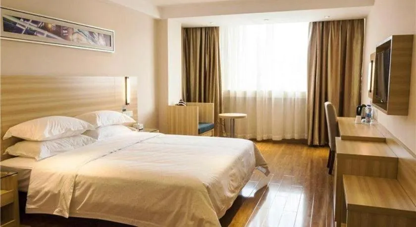 Bed in Jtour Inn Wuhan Hankou Railway East Plaza