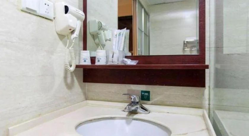 Jtour Inn Wuhan Hankou Railway East Plaza