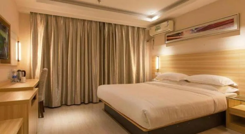 Bed in Jtour Inn Wuhan Hankou Railway East Plaza