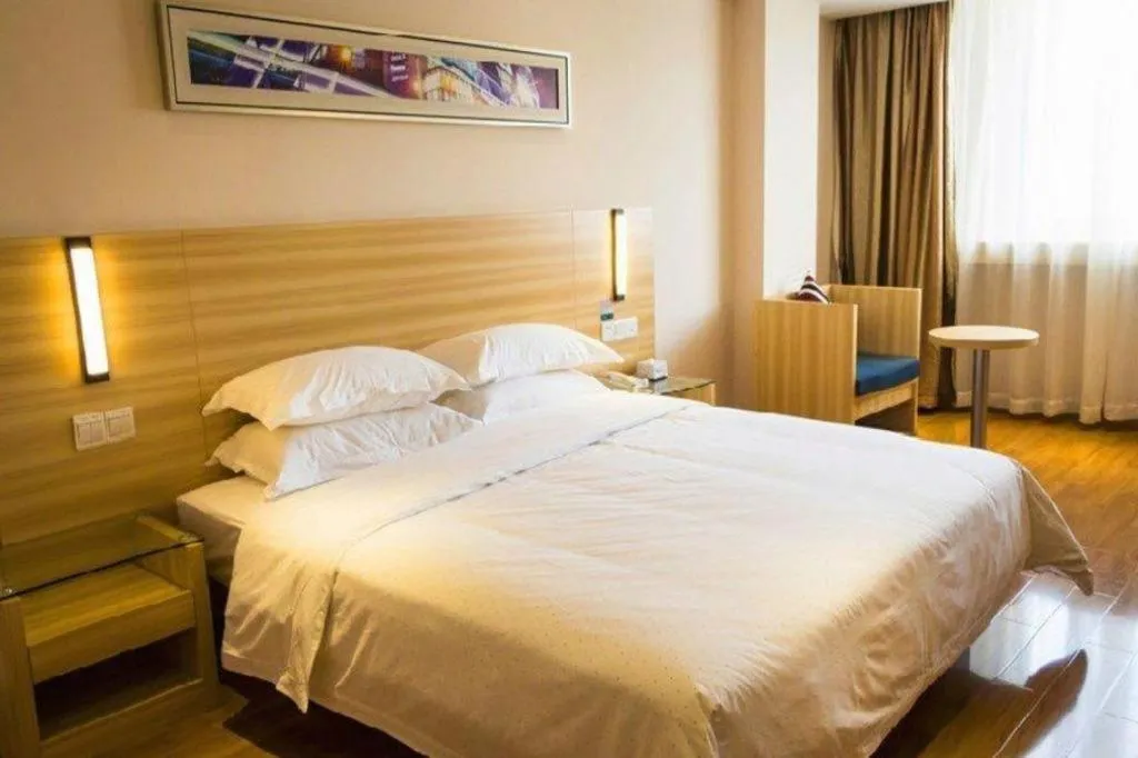 Bed in Jtour Inn Wuhan Hankou Railway East Plaza