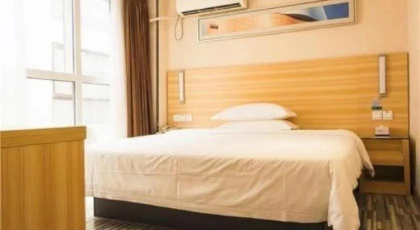 Bed in Jtour Inn Wuhan Hankou Railway East Plaza