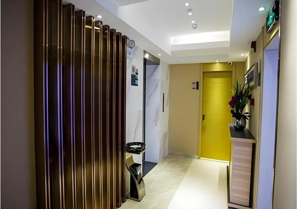 City Comfort Inn Wuhan Dongwu Avenue Light Rail Station