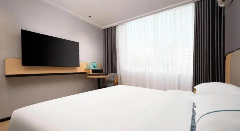 Bed in City Comfort Inn Wuhan Dongwu Avenue Light Rail Station