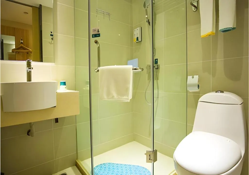 City Comfort Inn Wuhan Dongwu Avenue Light Rail Station