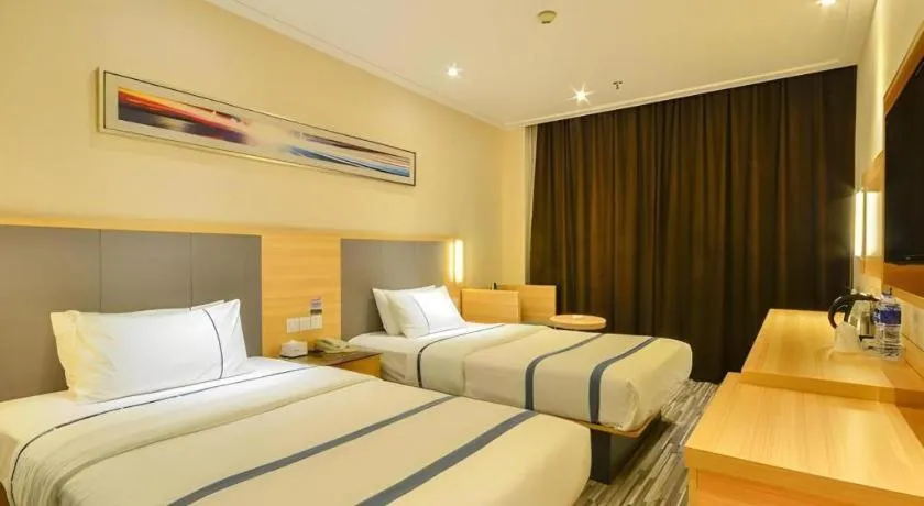 Bed in City Comfort Inn Xiao'gan City Beijing Road