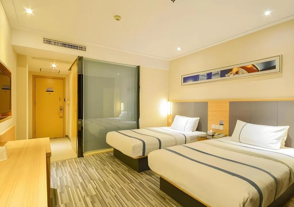 Bed in City Comfort Inn Xiao'gan City Beijing Road