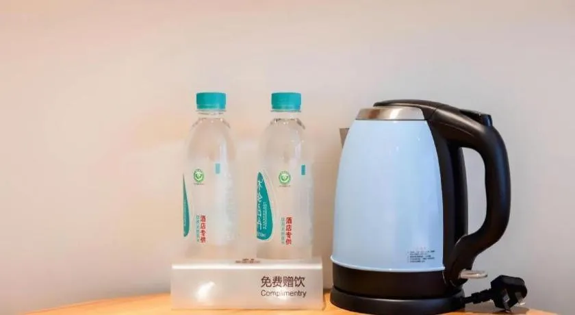 JTOUR Inn Hechi Yizhou Municipal Central Plaza