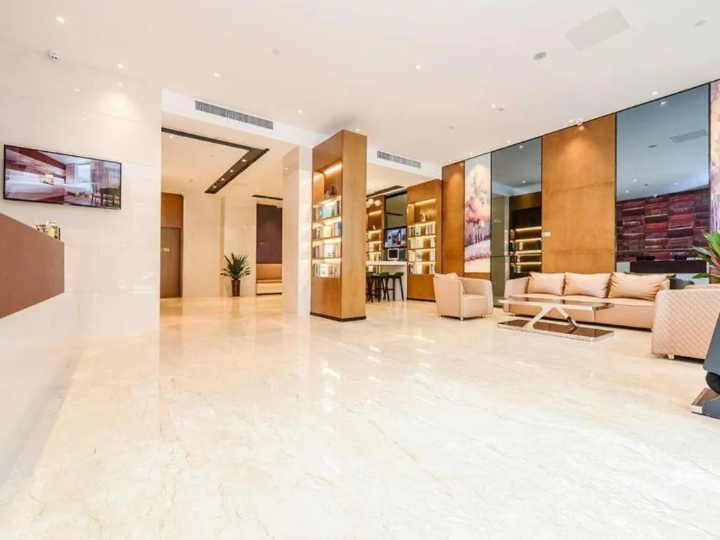 JTOUR Inn Hechi Yizhou Municipal Central Plaza