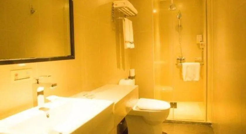 JTOUR Inn Hechi Yizhou Municipal Central Plaza