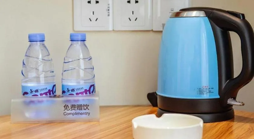 JTOUR Inn Hechi Yizhou Municipal Central Plaza