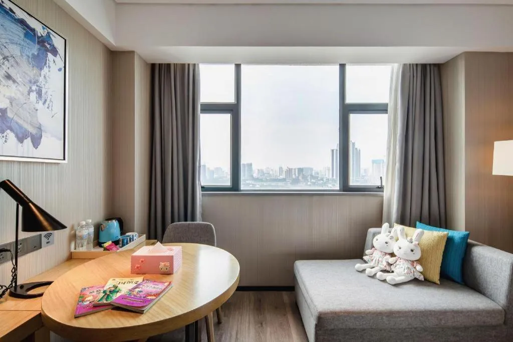 Echarm Hotel Nanning Chaoyang Square River View