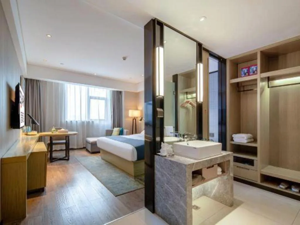 Bed in Echarm Hotel Nanning Chaoyang Square River View