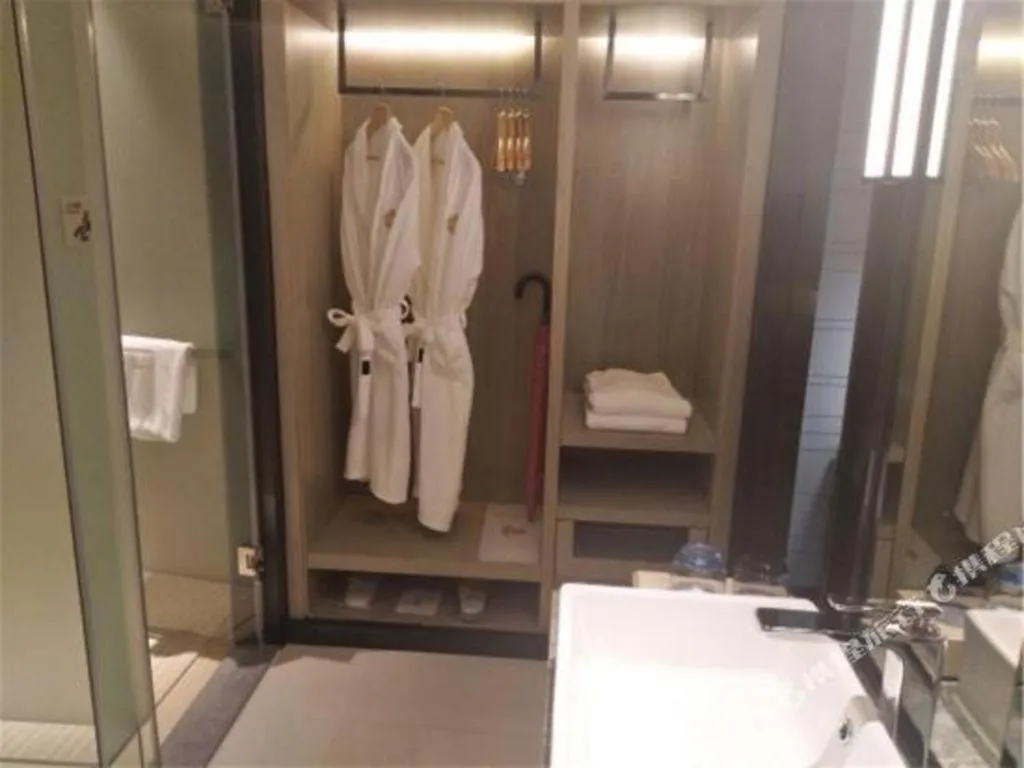 Echarm Hotel Nanning Chaoyang Square River View